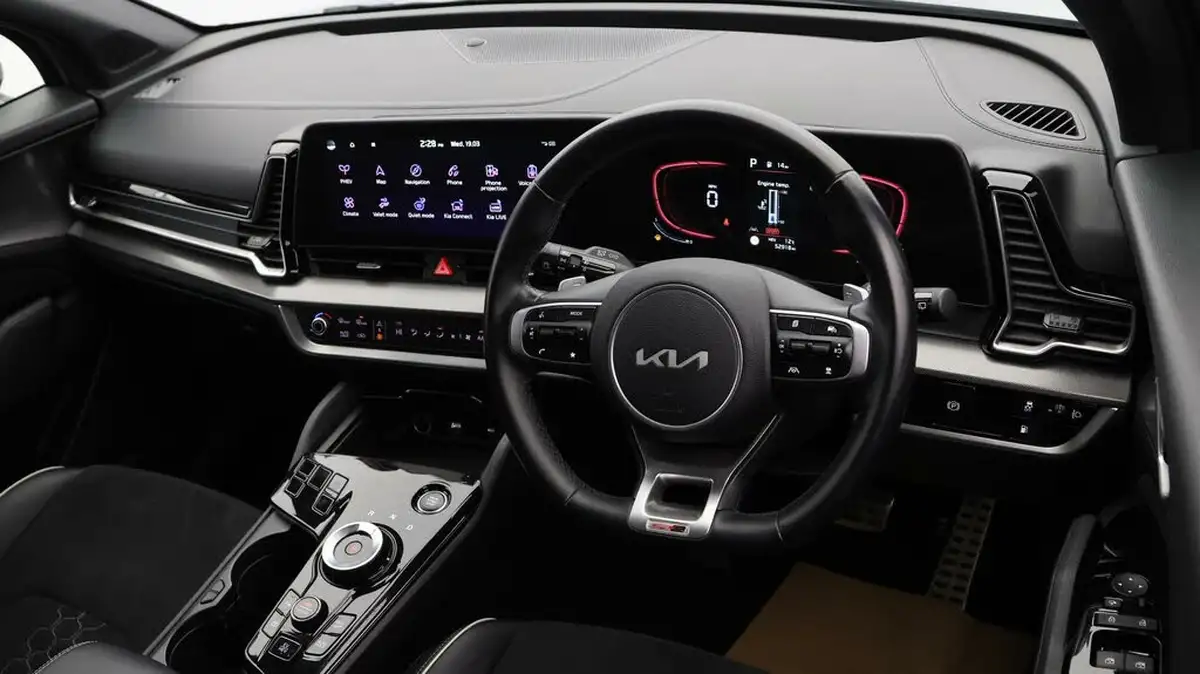 2022-kia-sportage-16-t-gdi-gt-line-261bhp-awd-phev-1598cc-auto-big-8