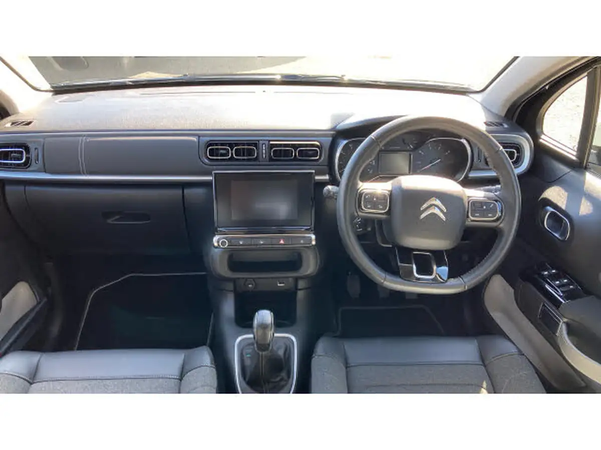 2022-citroen-c3-12-puretech-saint-james-83ps-big-9
