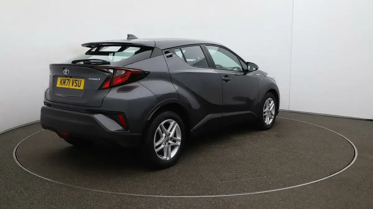 2022-toyota-c-hr-18-vvt-i-icon-big-47