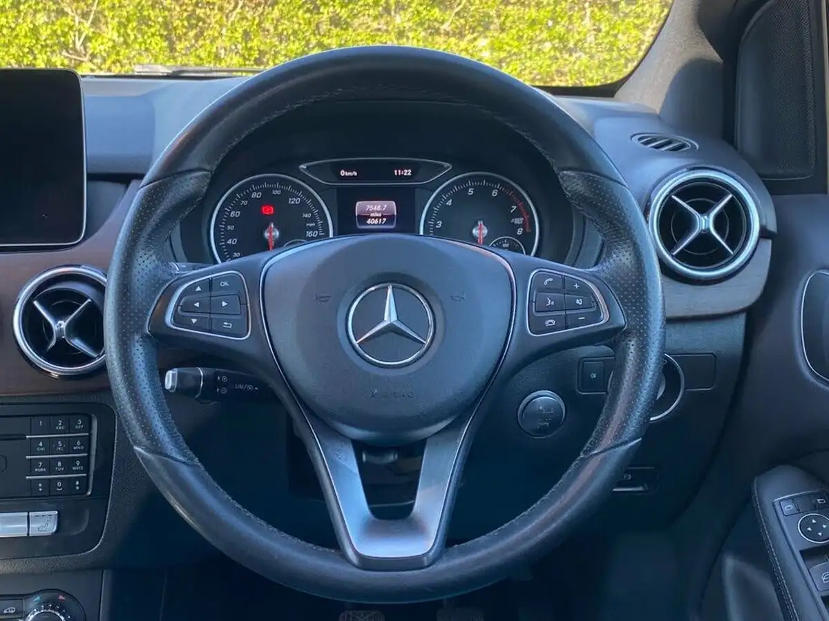 2018-mercedes-benz-b-class-16-b180-exclusive-edition-ss-big-51