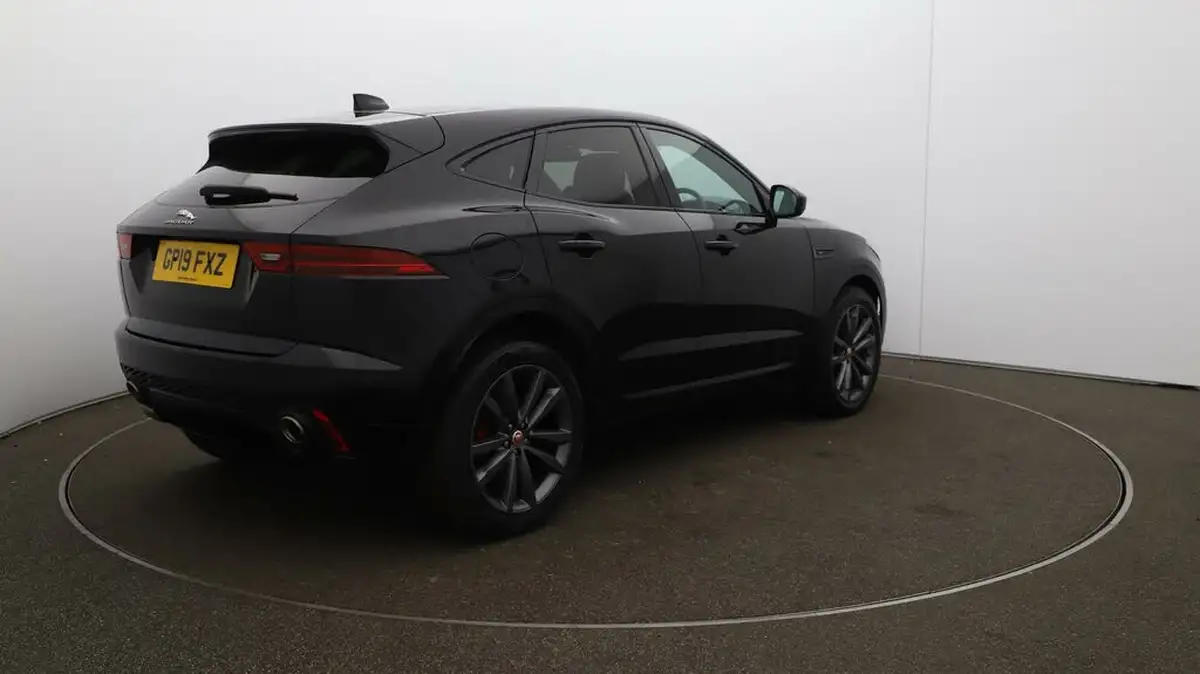2019-jaguar-e-pace-20-i4d-r-dynamic-s-150ps-awd-auto-big-7