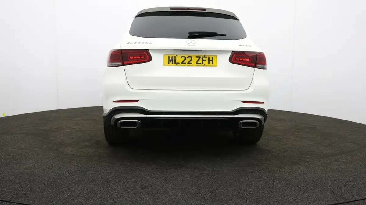 2022-mercedes-benz-glc-class-20d-glc300d-amg-line-premium-plus-245ps-station-wagon-5d-1950cc-big-47