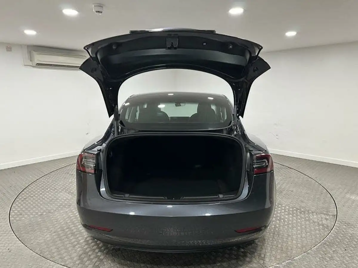 2021-tesla-model-3-e-long-range-4x4-big-32