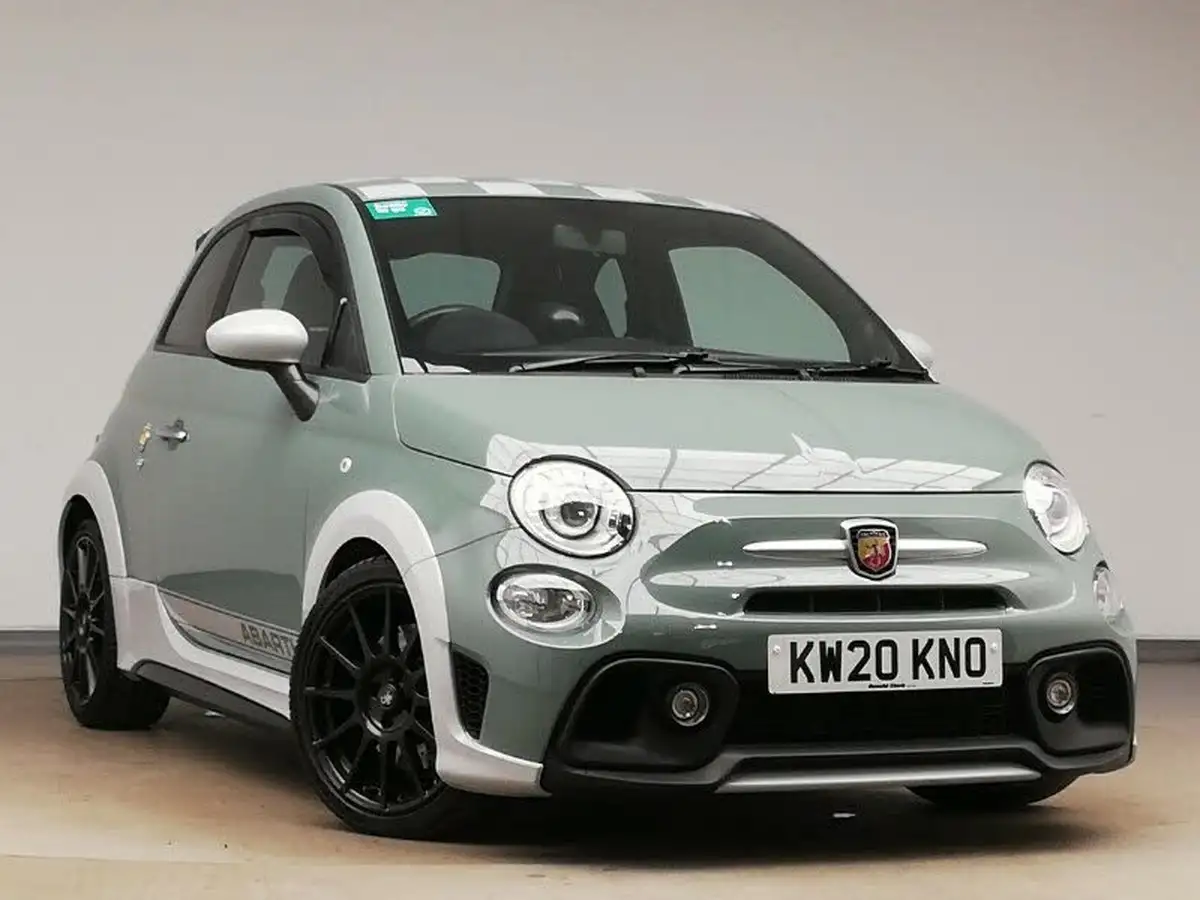 2020-abarth-695-14-tjet-70th-big-0