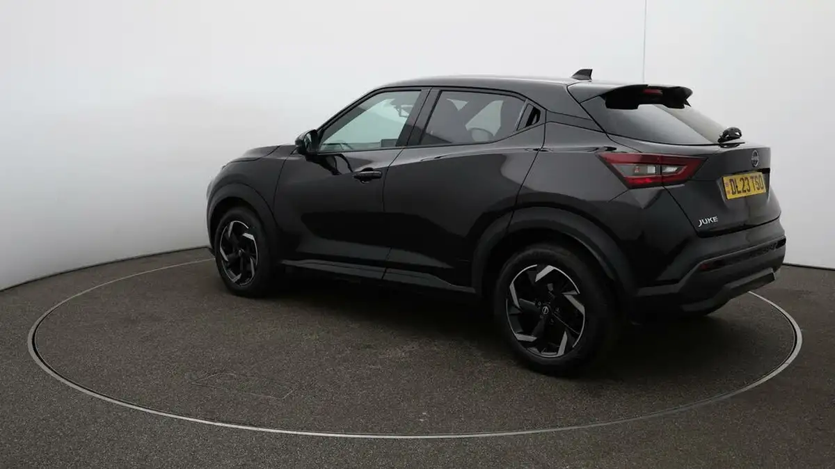 2023-nissan-juke-10-dig-t-n-connecta-big-5
