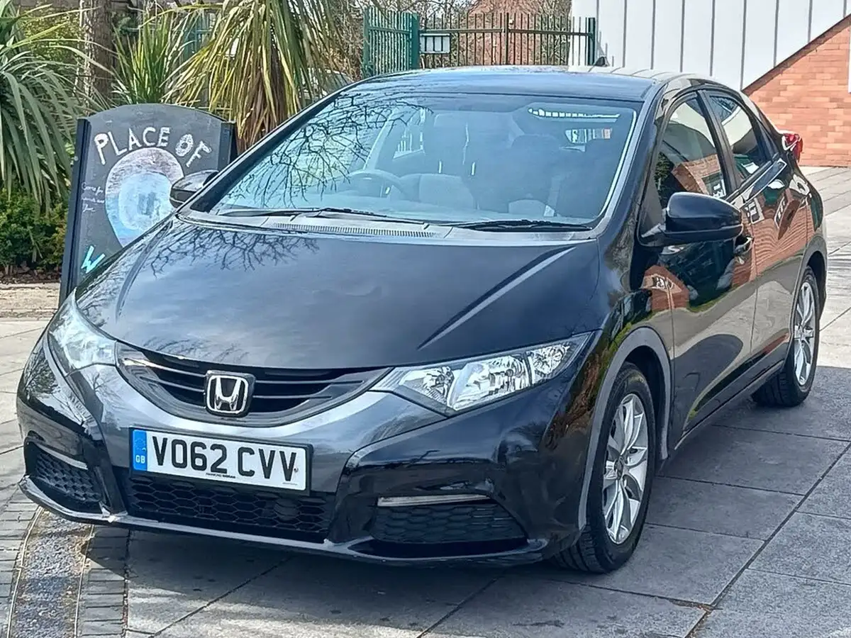 2012-honda-civic-14-se-big-9