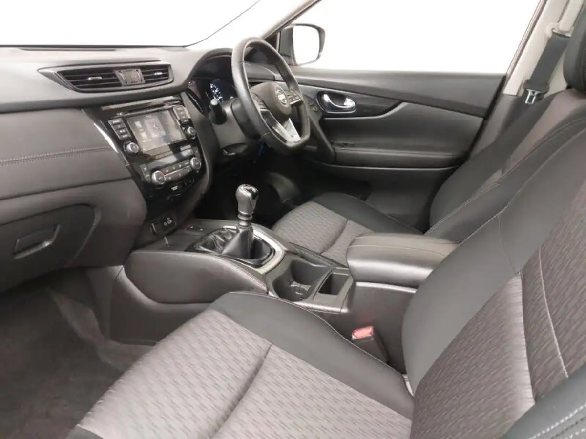 2020-nissan-x-trail-17dci-acenta-5-big-4