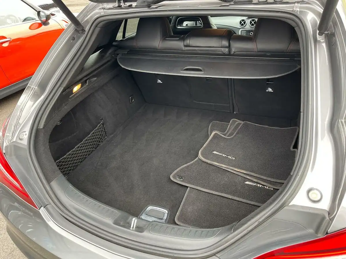 2017-mercedes-benz-cla-21d-cla-220-amg-line-shooting-brake-5d-big-31