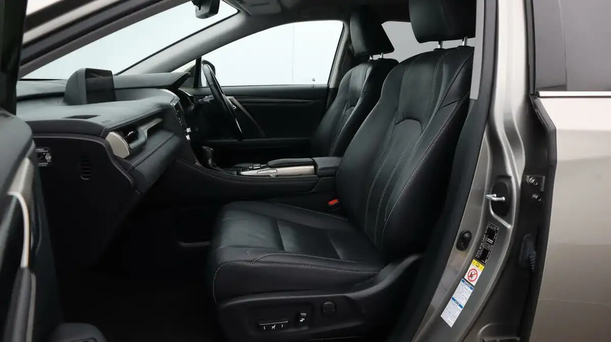 2018-lexus-rx-450h-35-luxury-big-14