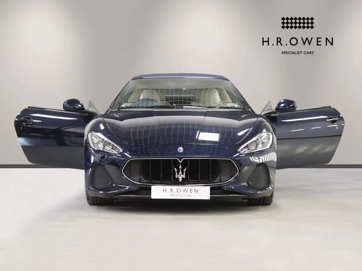 2019-maserati-grancabrio-47-sport-big-8