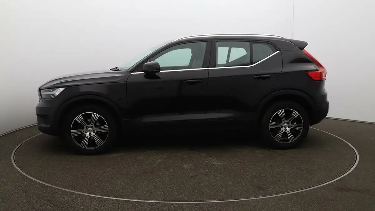2021-volvo-xc40-15-t3-inscription-161bhp-auto-big-4