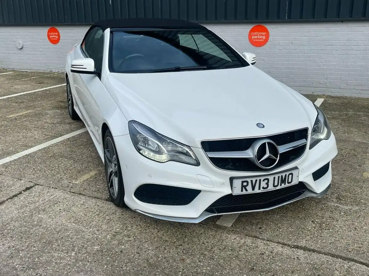 2013-mercedes-benz-e-class-21td-e250-cdi-amg-sport-cdi-cabriolet-2d-big-46