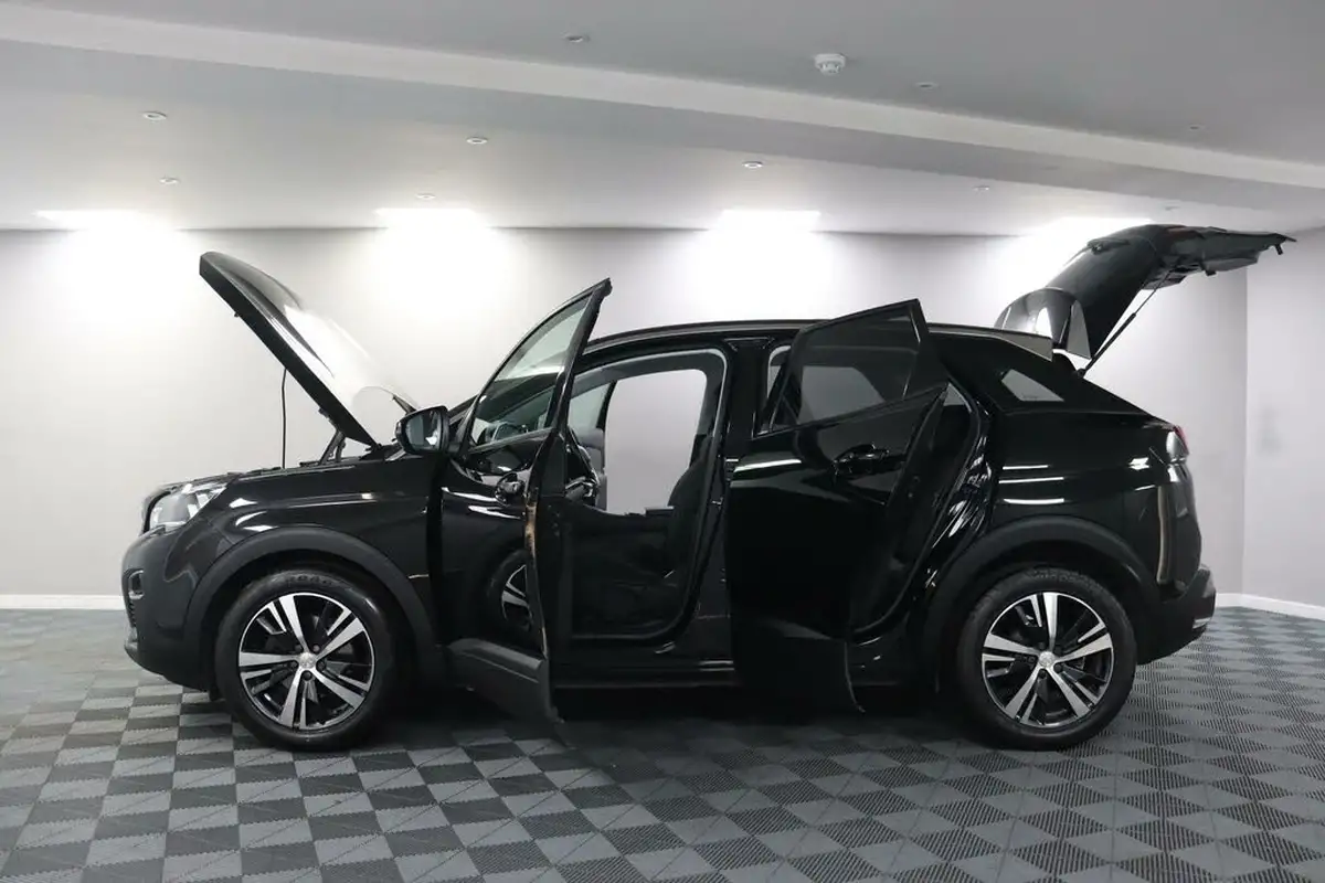 2018-peugeot-3008-suv-12-puretech-active-big-13