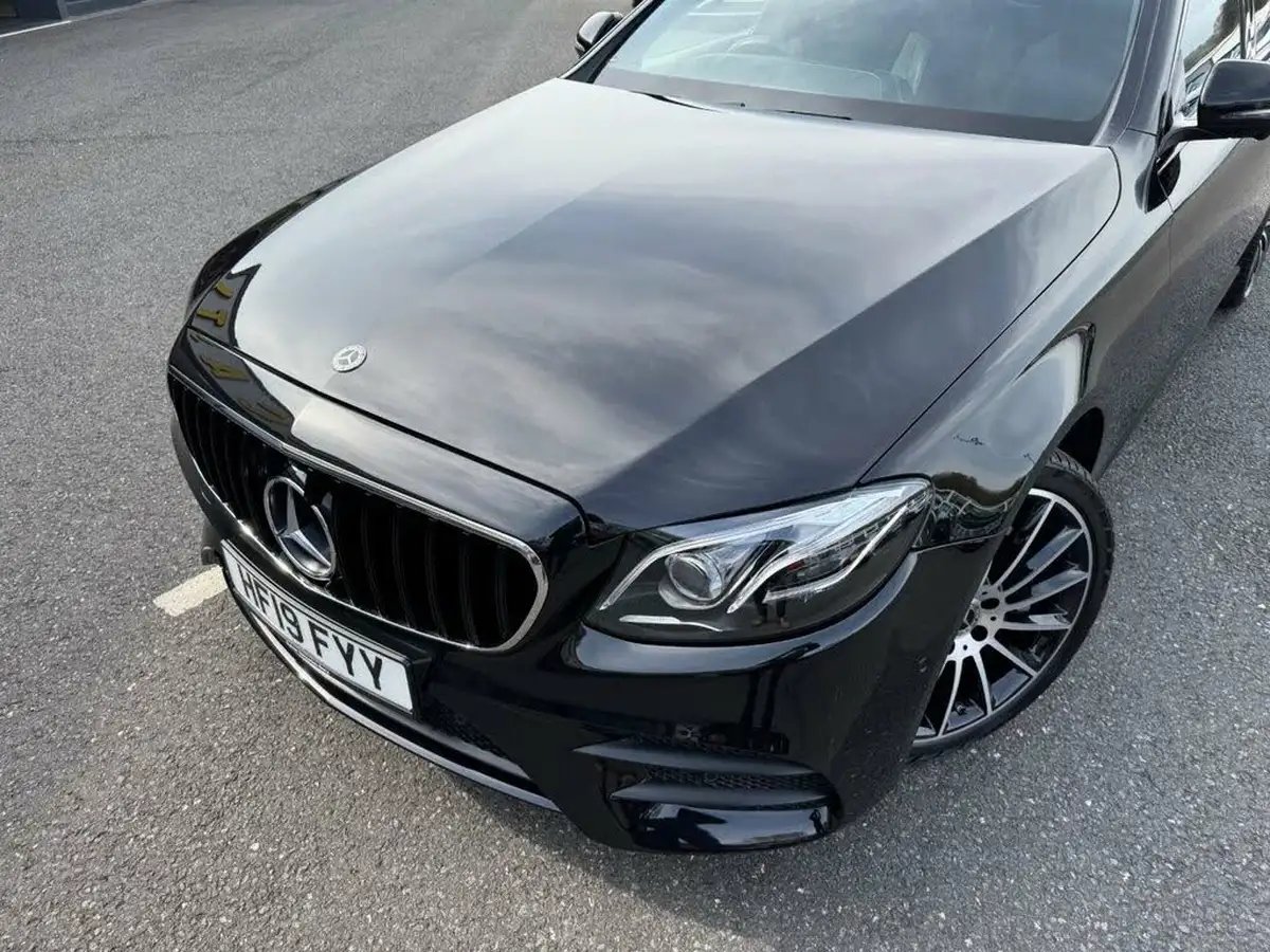 2019-mercedes-benz-e-class-30-d-e400d-amg-line-saloon-4d-plus-big-26