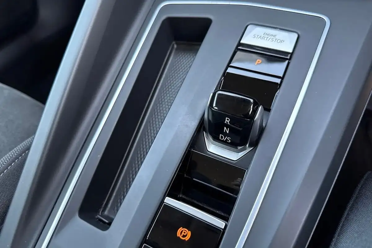 2020-volkswagen-golf-15-etsi-style-150ps-hatchback-big-52