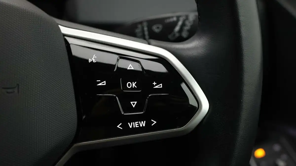 2022-volkswagen-id3-e-life-204ps-58kwh-pro-performance-big-22
