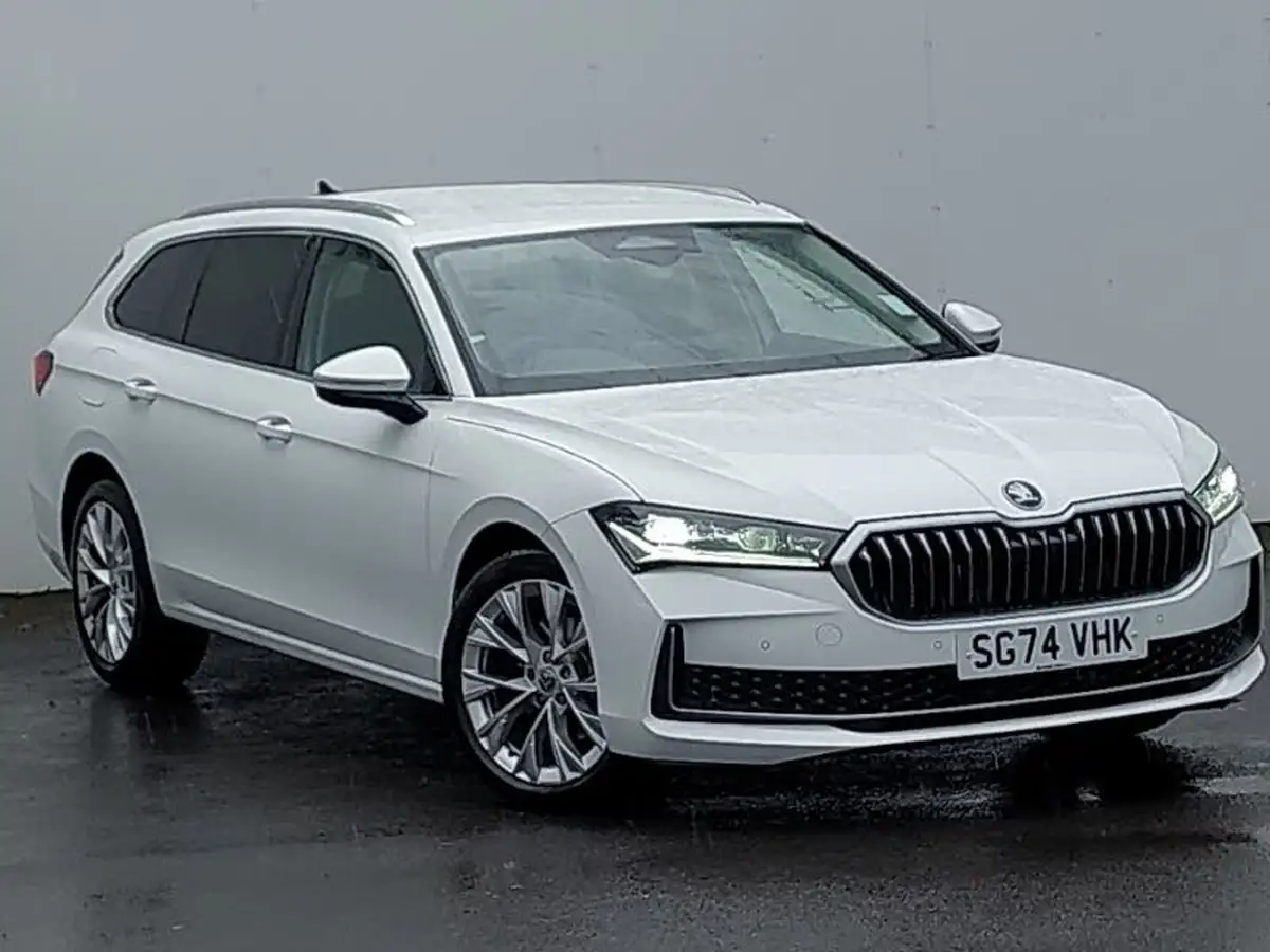 2024-skoda-superb-big-0