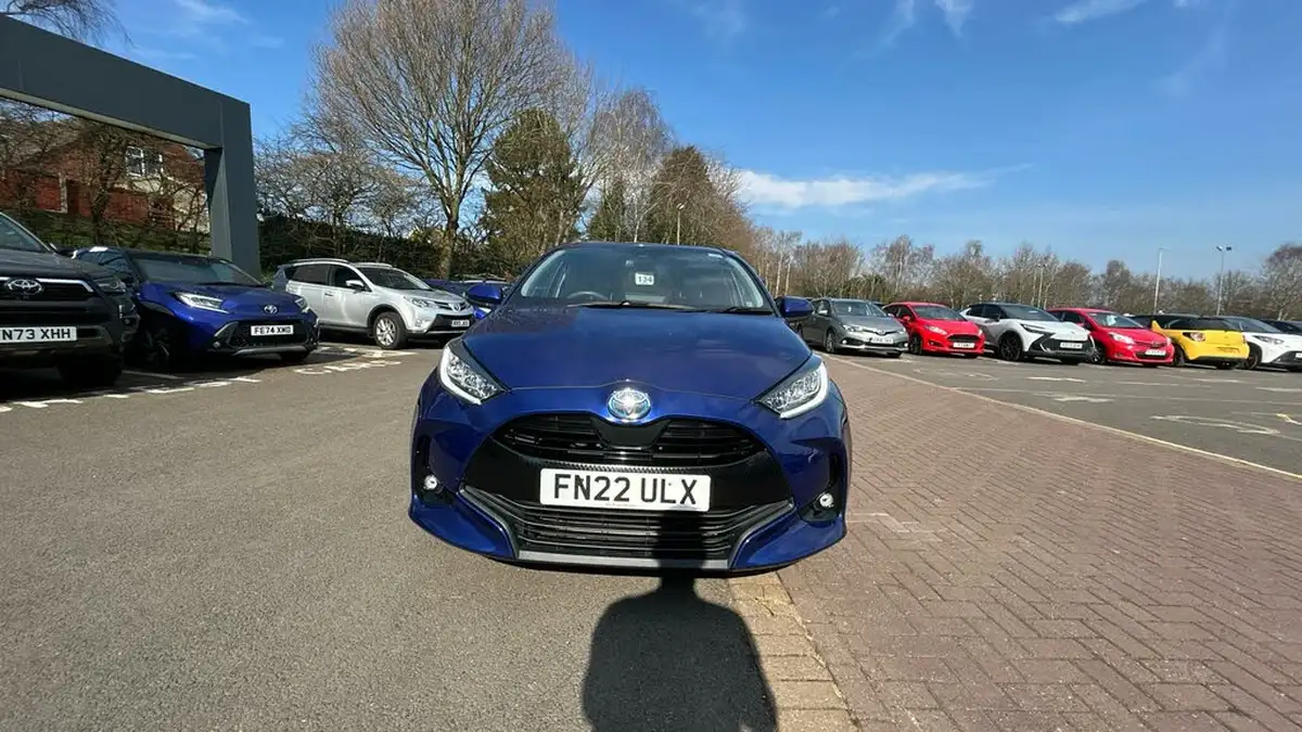 2022-toyota-yaris-15-vvt-i-design-big-14