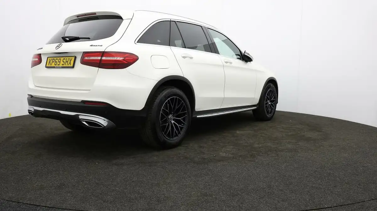 2019-mercedes-benz-glc-class-21d-glc250d-sport-premium-plusss-station-wagon-5d-big-77