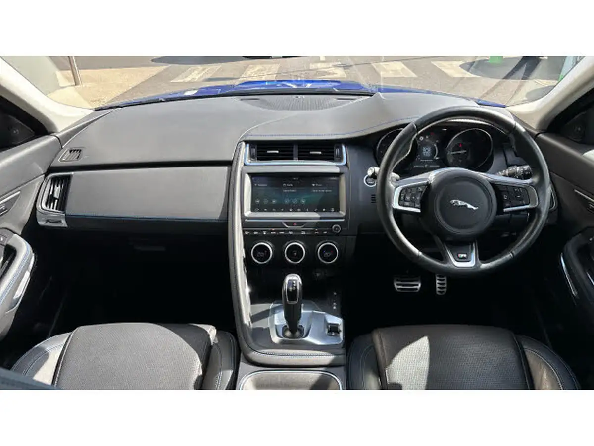 2019-jaguar-e-pace-20-i4d-r-dynamic-se-240ps-awd-auto-big-9
