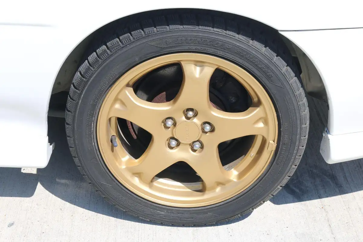 1997-subaru-impreza-big-13