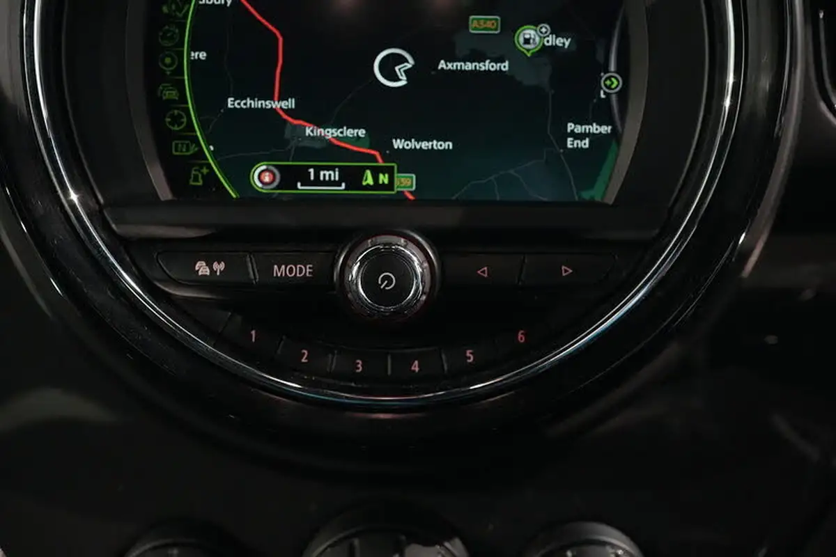 2017-mini-countryman-15-cooper-ss-big-36