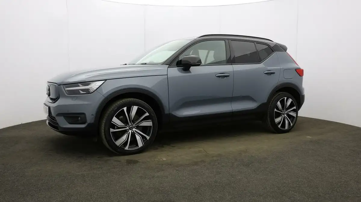 2021-volvo-c40-e-twin-recharge-pro-big-23