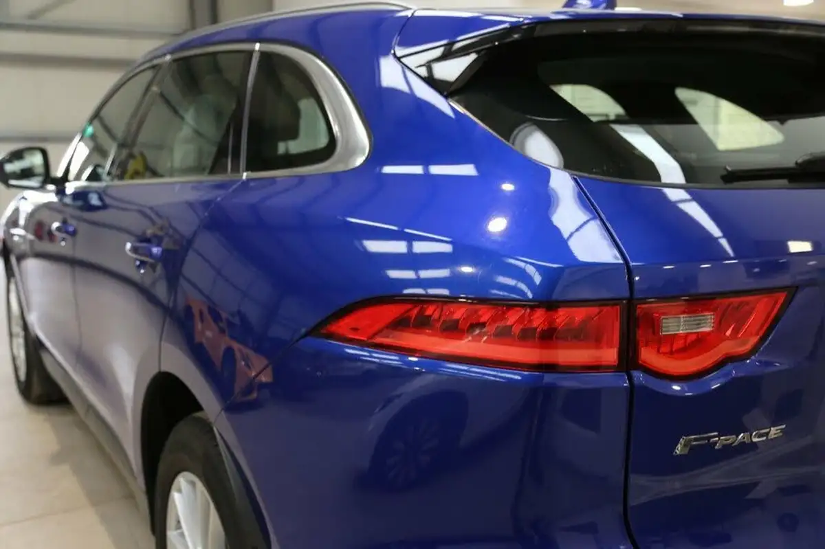 2017-jaguar-f-pace-20-i4d-portfolio-240ps-awd-ss-auto-big-20