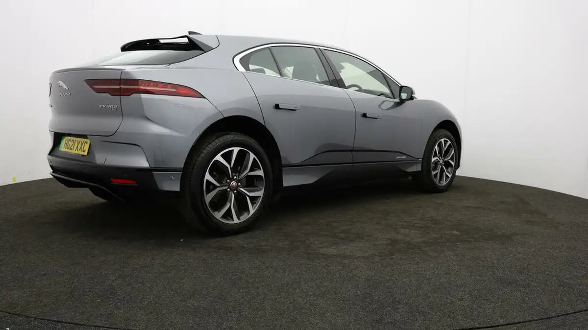 2021-jaguar-i-pace-ev400-hse-big-6