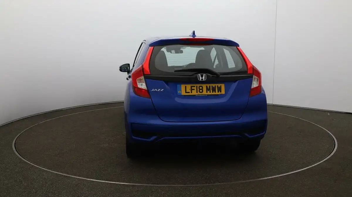 2018-honda-jazz-13-i-vtec-s-big-49