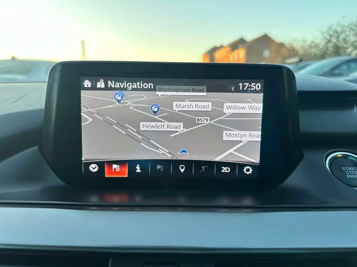 2018-mazda-mazda6-20-sport-nav-saloon-4d-big-32