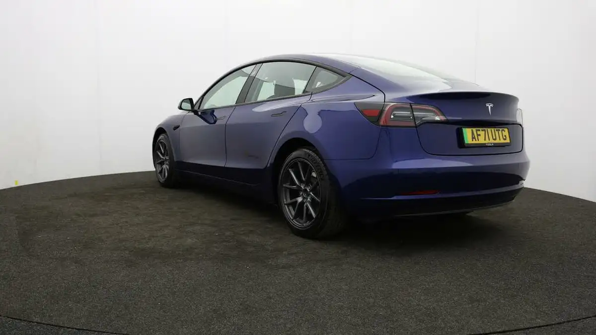2021-tesla-model-3-e-standard-plus-big-71