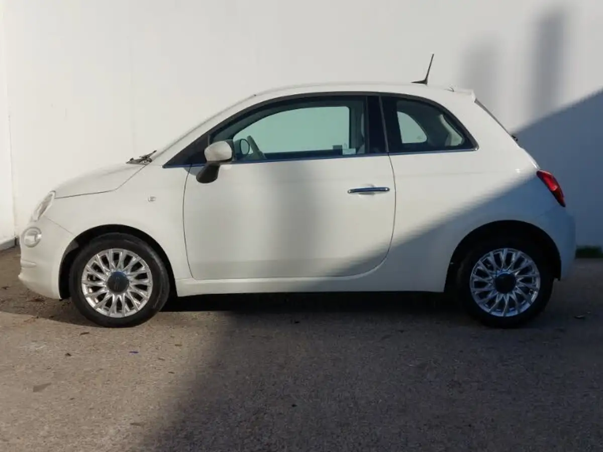 2019-fiat-500-12-lounge-big-3