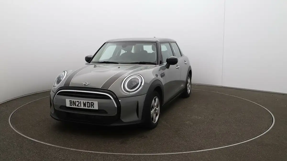 2021-mini-cooper-15-cooper-classic-hatchback-5d-big-30
