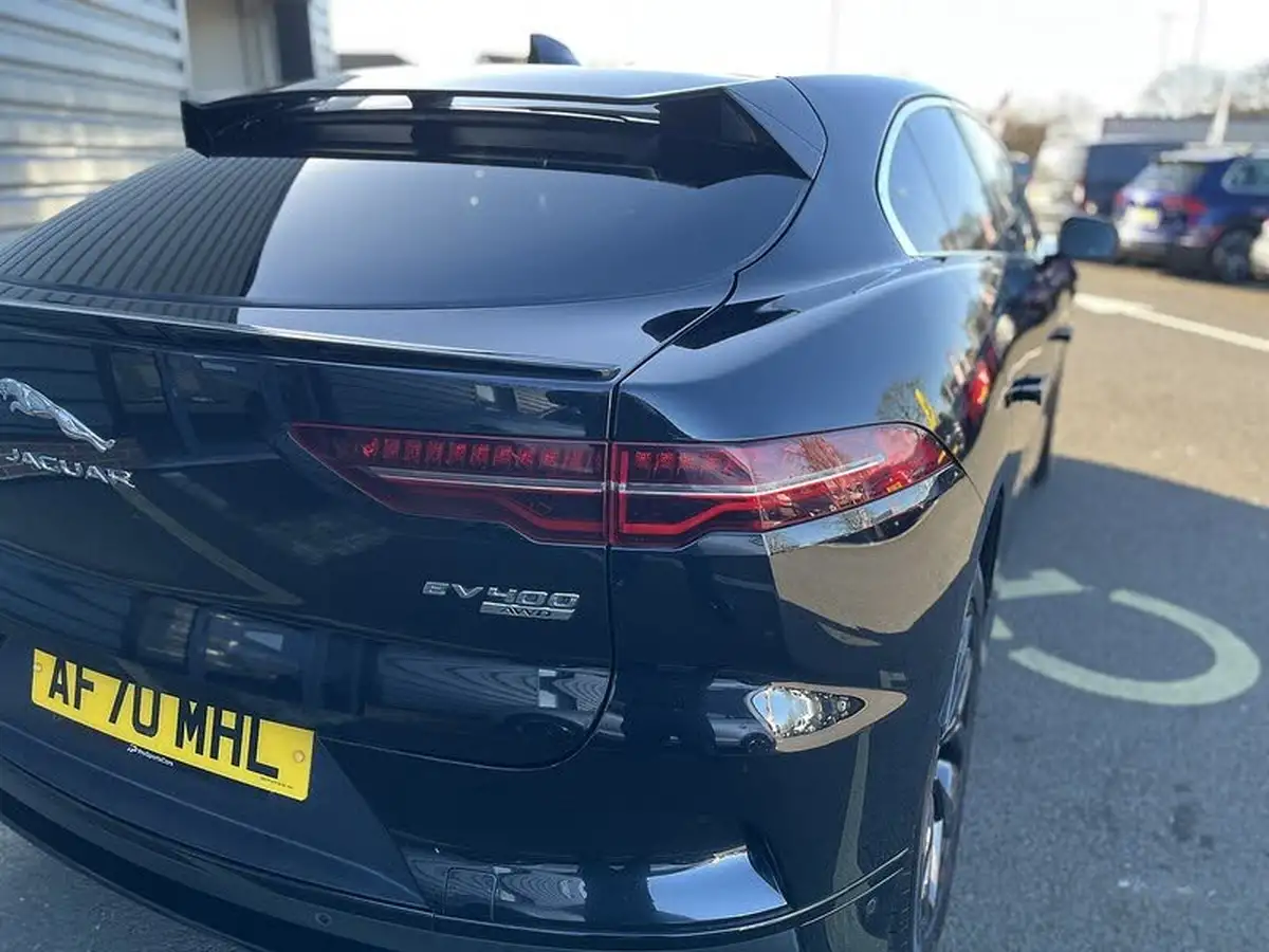 2020-jaguar-i-pace-ev400-s-big-39