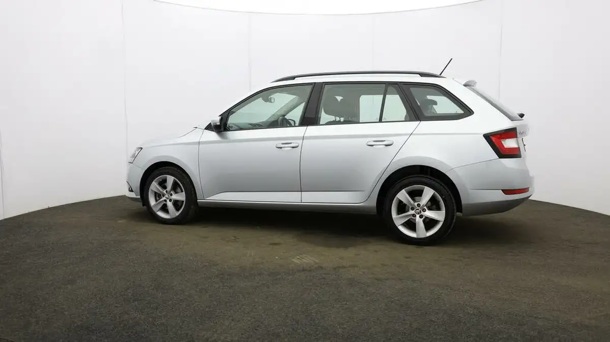 2019-skoda-fabia-10-tsi-se-l-109ps-estate-dsg-big-59