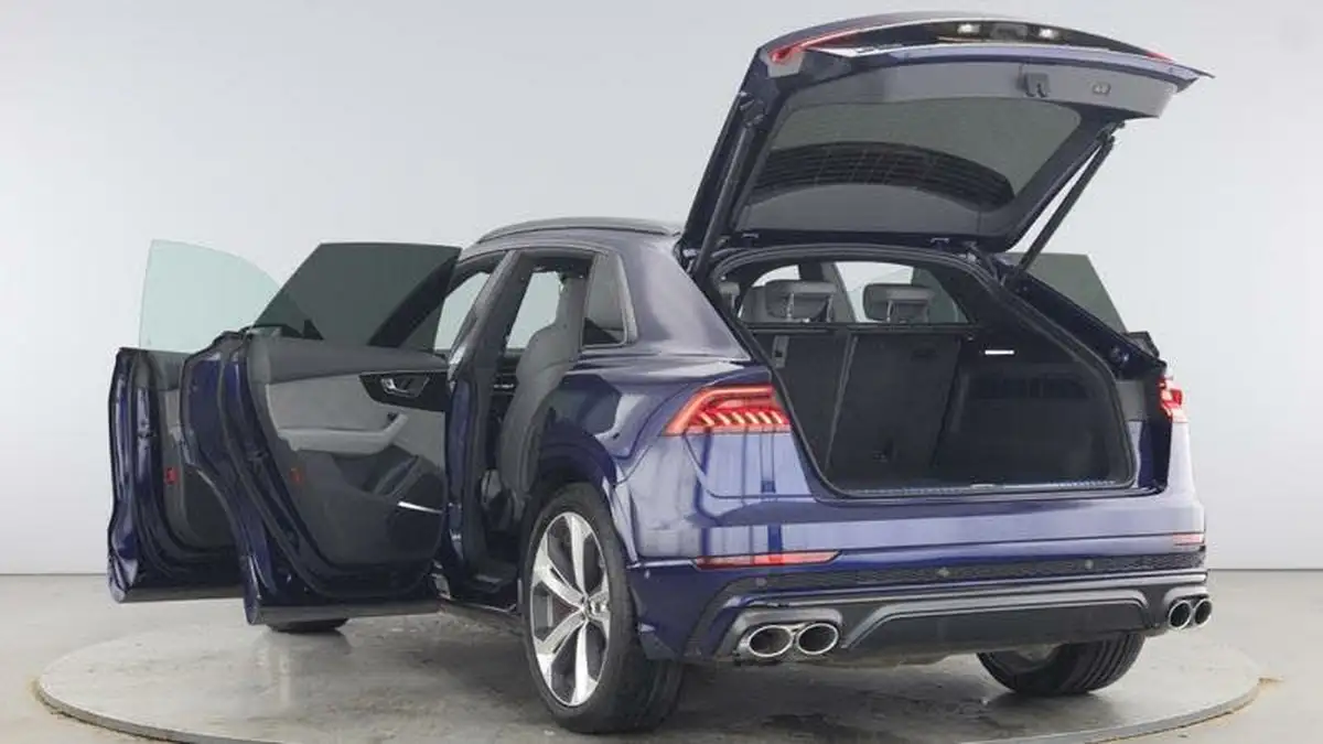 2023-audi-sq8-40-tfsi-black-edition-big-10