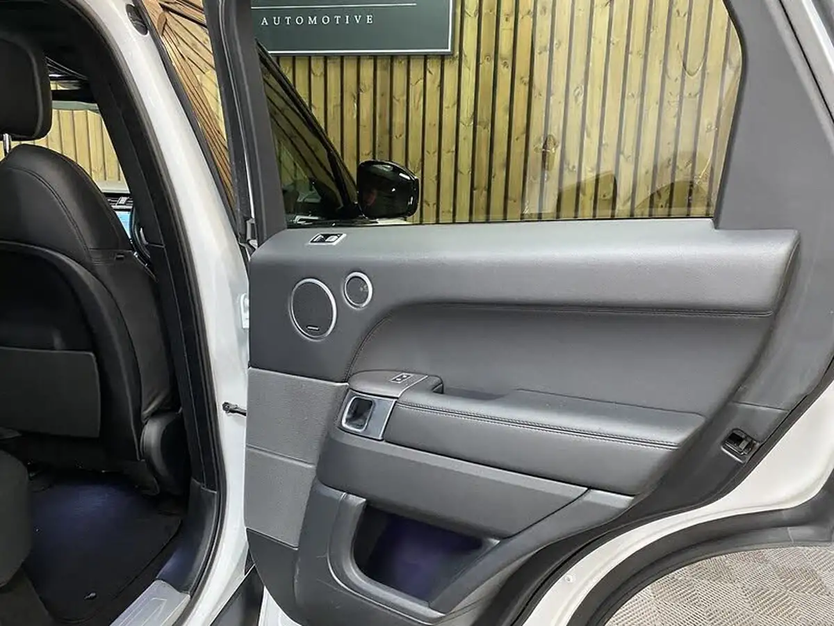 2019-land-rover-range-rover-sport-30-sdv6-hse-big-53
