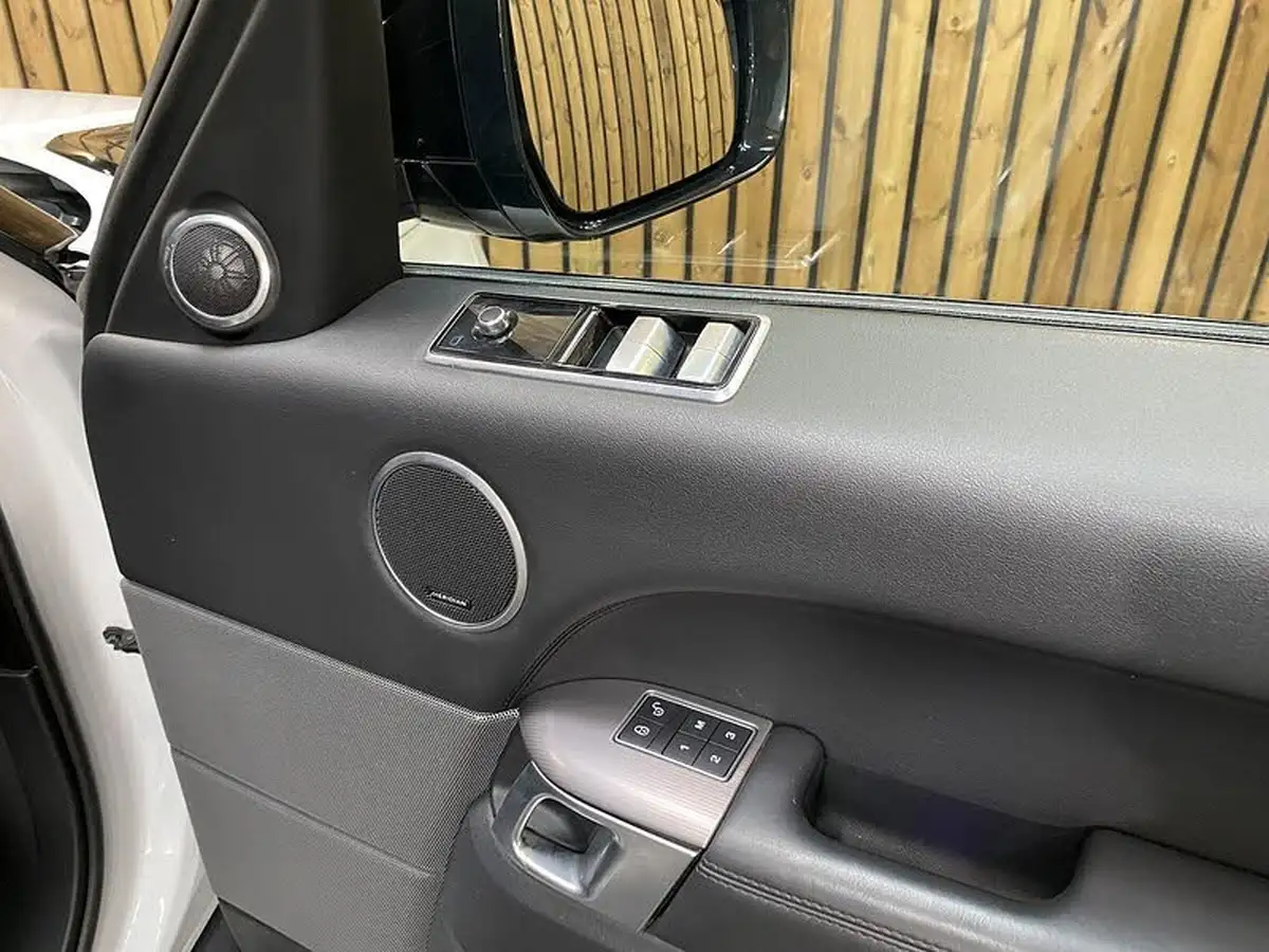2019-land-rover-range-rover-sport-30-sdv6-hse-big-29