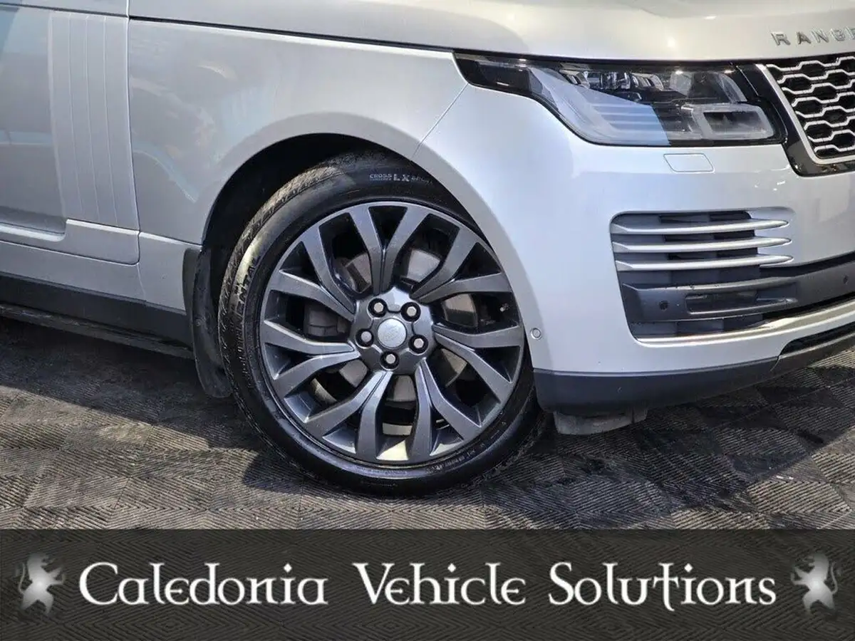 2019-land-rover-range-rover-30-sd-v6-vogue-big-5