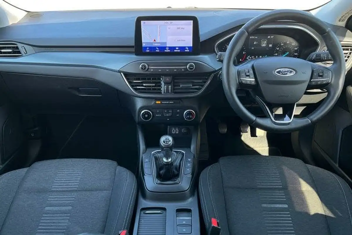 2021-ford-focus-big-9