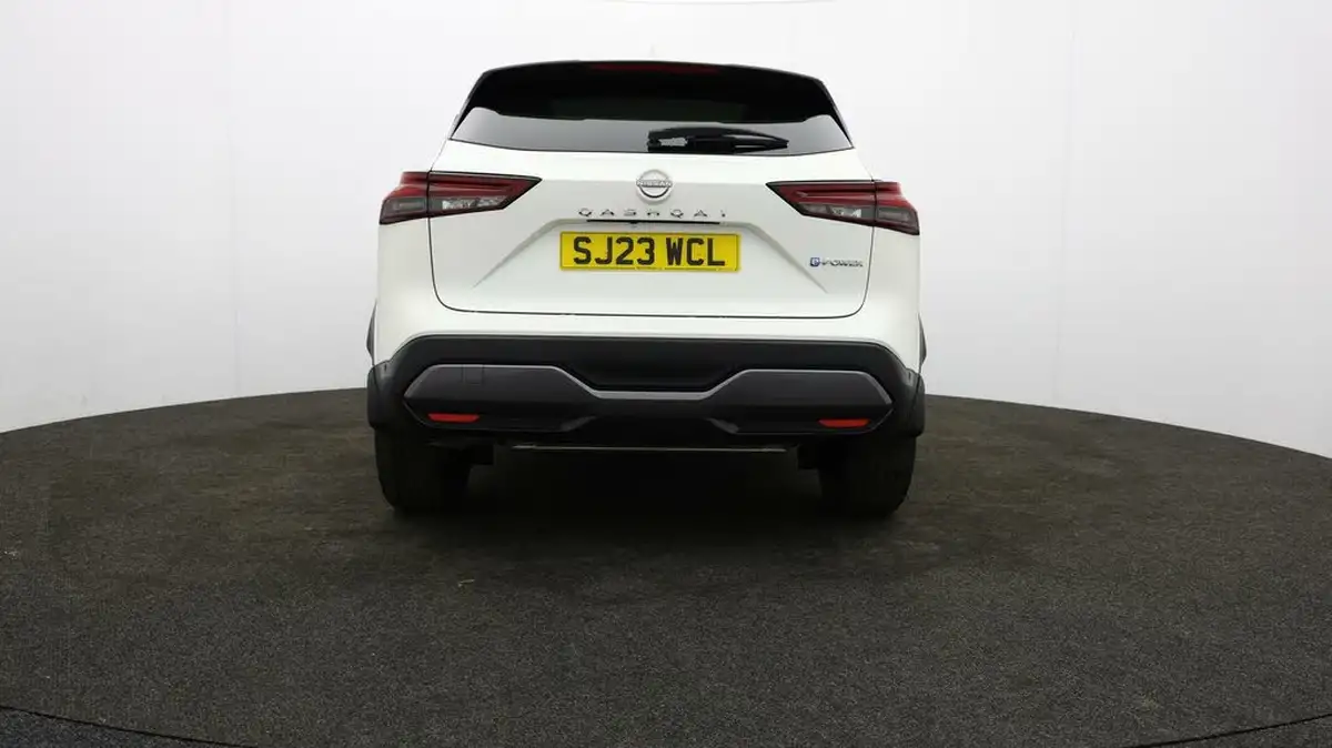 2023-nissan-qashqai-15-tekna-big-47