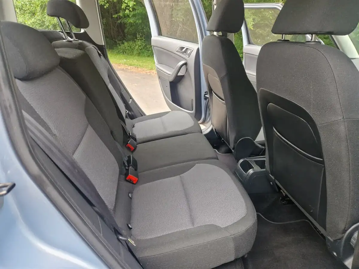 2010-skoda-yeti-12-s-big-7