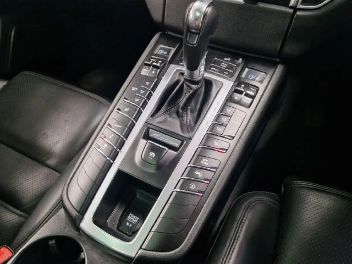 2014-porsche-macan-30td-s-big-30