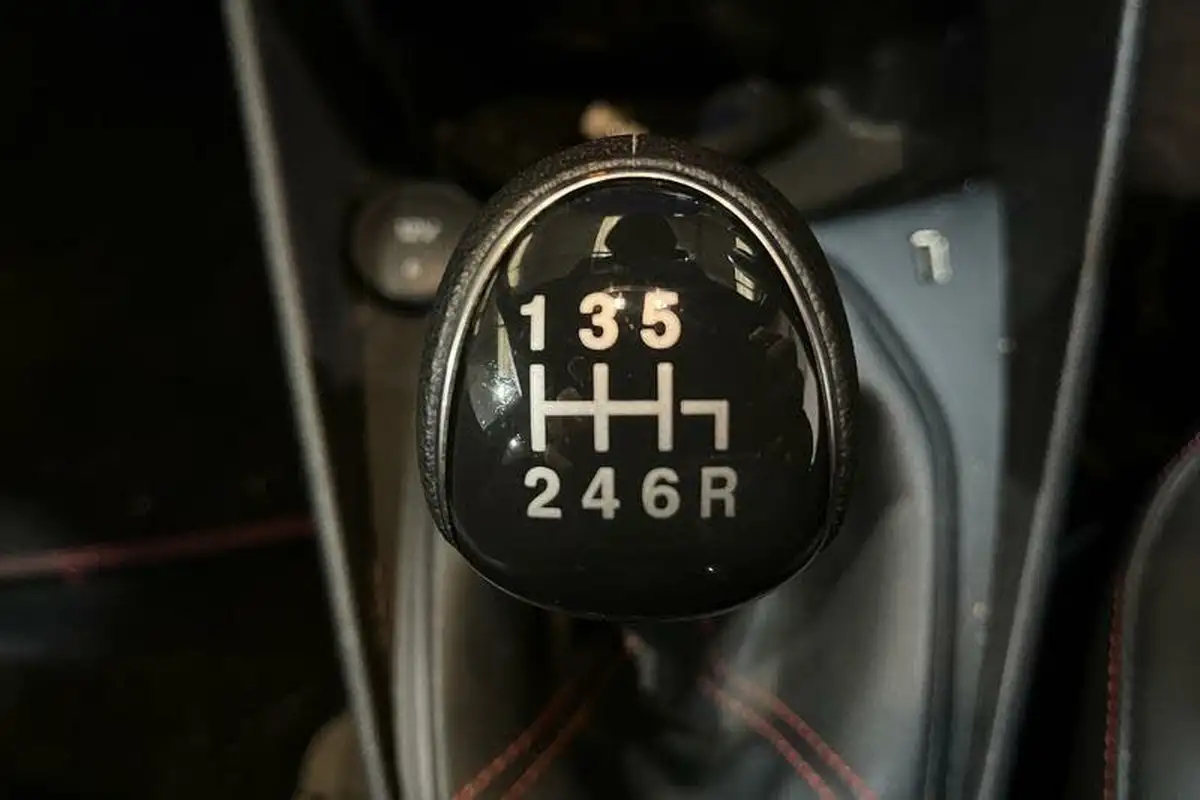 2022-ford-fiesta-10t-st-line-vignale-125ps-hybrid-mhev-5d-big-34