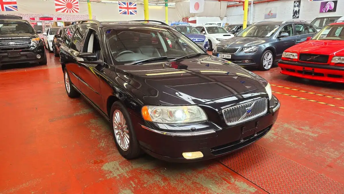 2007-volvo-v70-big-2
