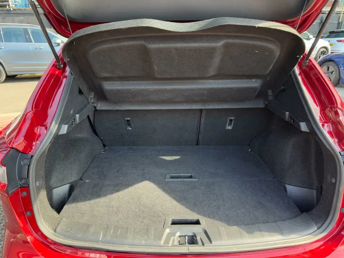 2018-nissan-qashqai-13-dig-t-n-connecta-160ps-dct-big-9