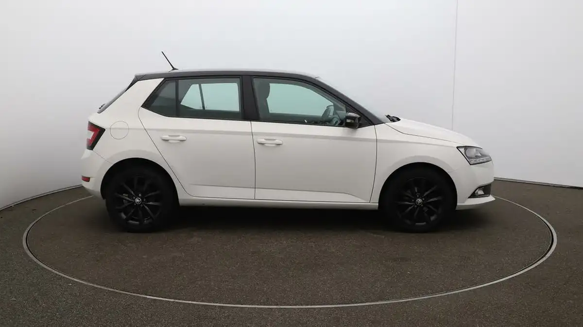 2021-skoda-fabia-10-mpi-colour-edition-60ps-big-47