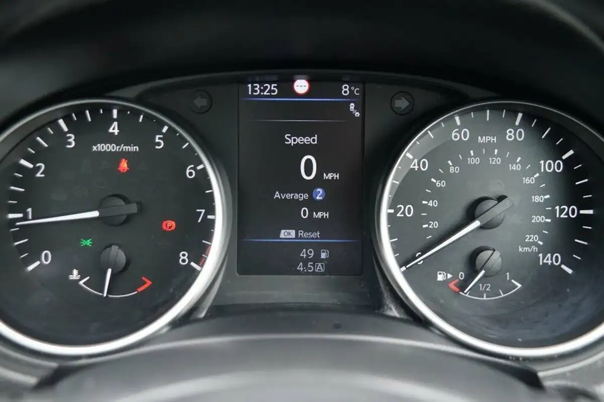 2019-nissan-qashqai-13-dig-t-tekna-140ps-big-14