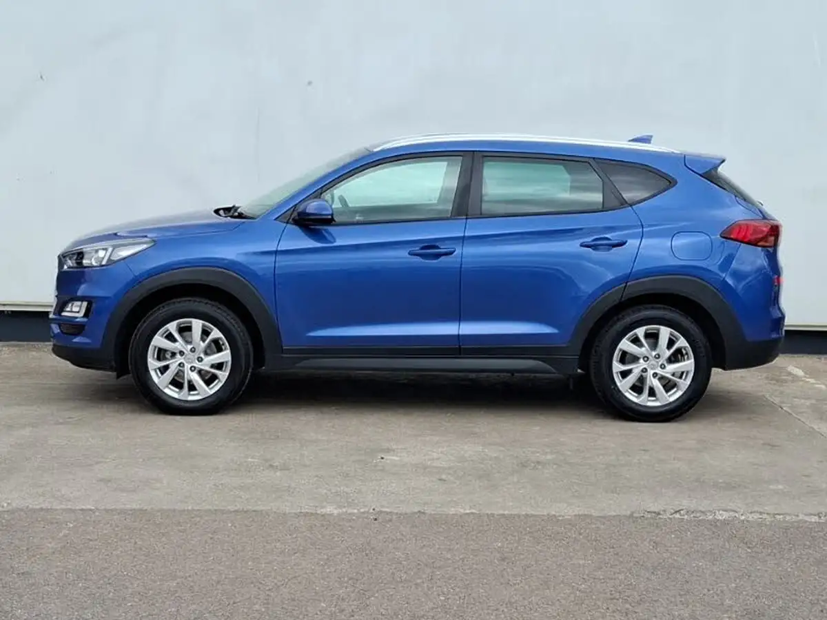 2018-hyundai-tucson-16-gdi-se-nav-big-3